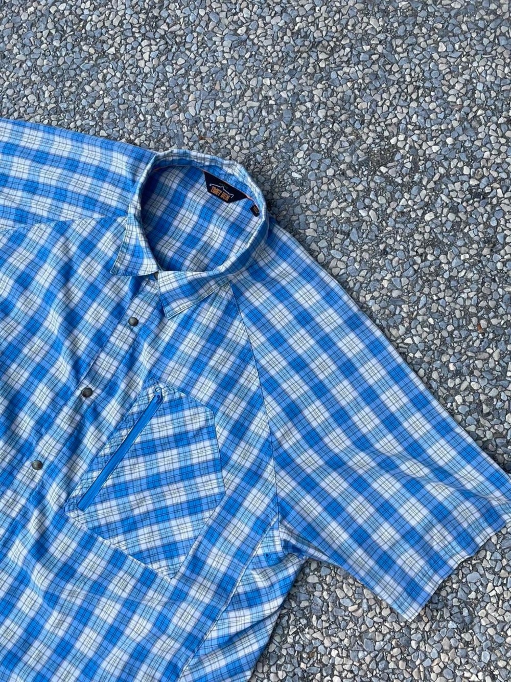 Orvis Lightweight Blue Plaid Vented Fishing Short-Sleeve Shirt